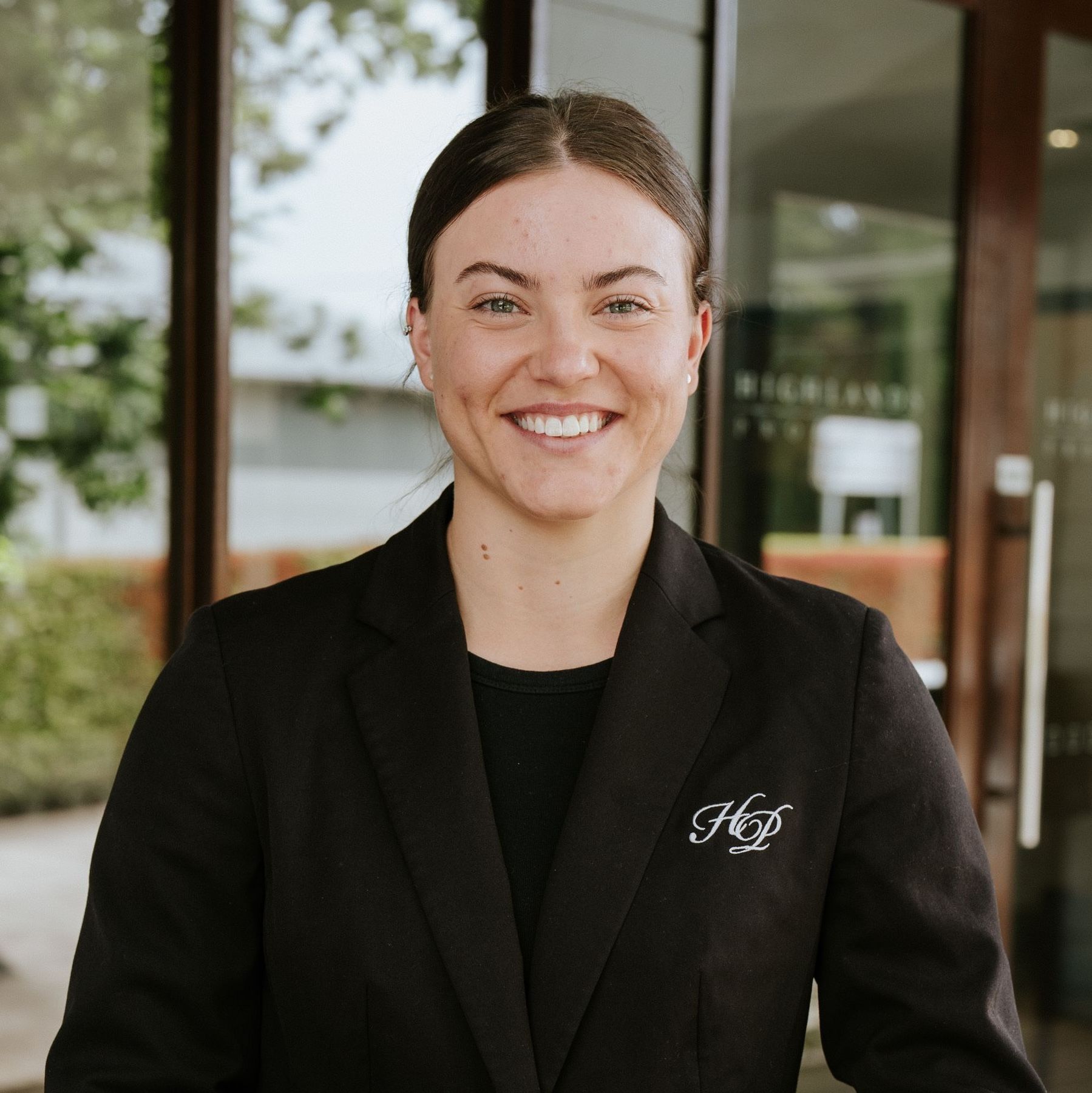 Isabella Iliana — Meet the Team in Bowral, NSW