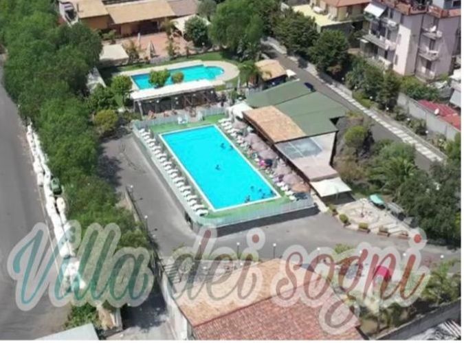 piscina dall'alto