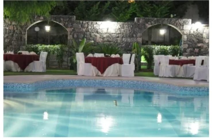 bordo piscina