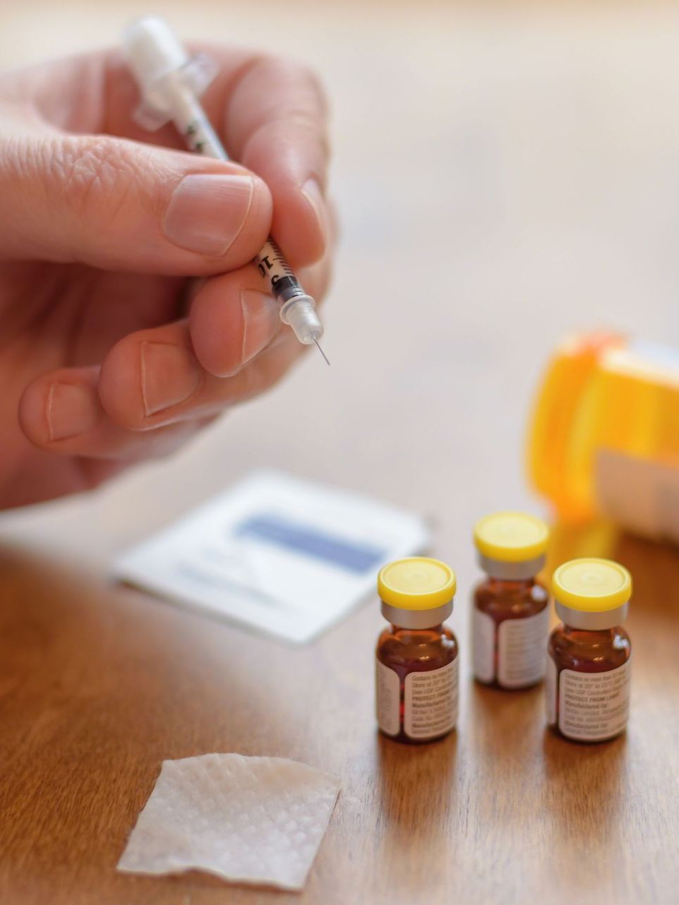 Vitamin b12 injection