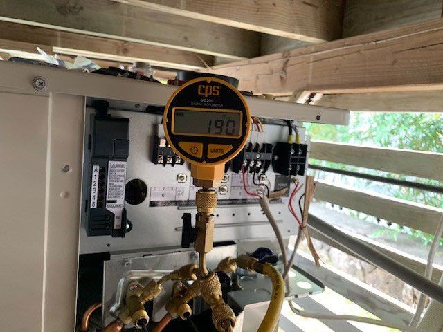 air conditioning unit thermostat