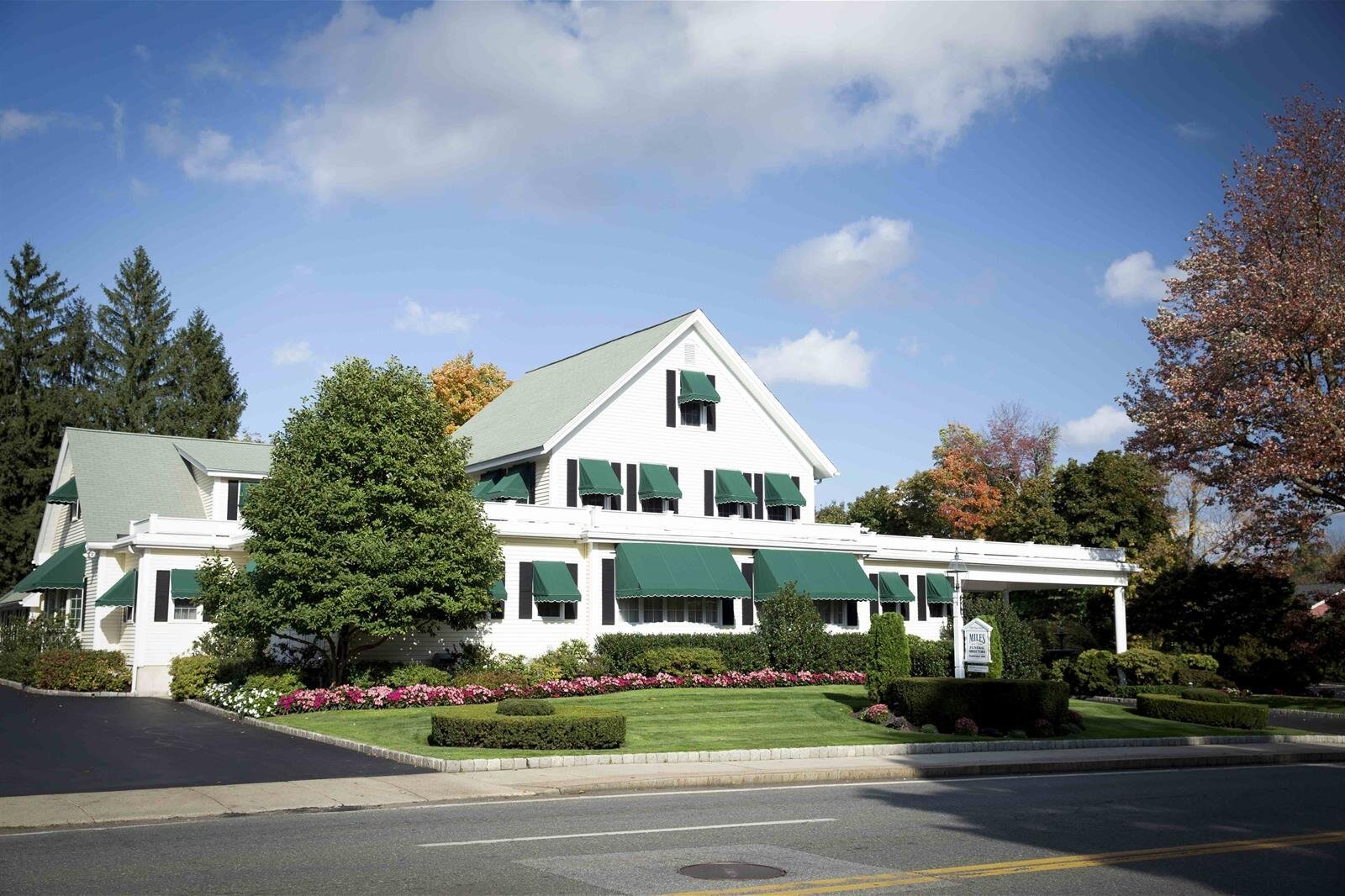 Miles Funeral Home | Miles Funeral Home