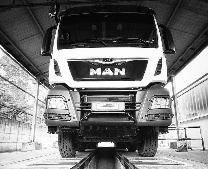 revisioni per tir e camion