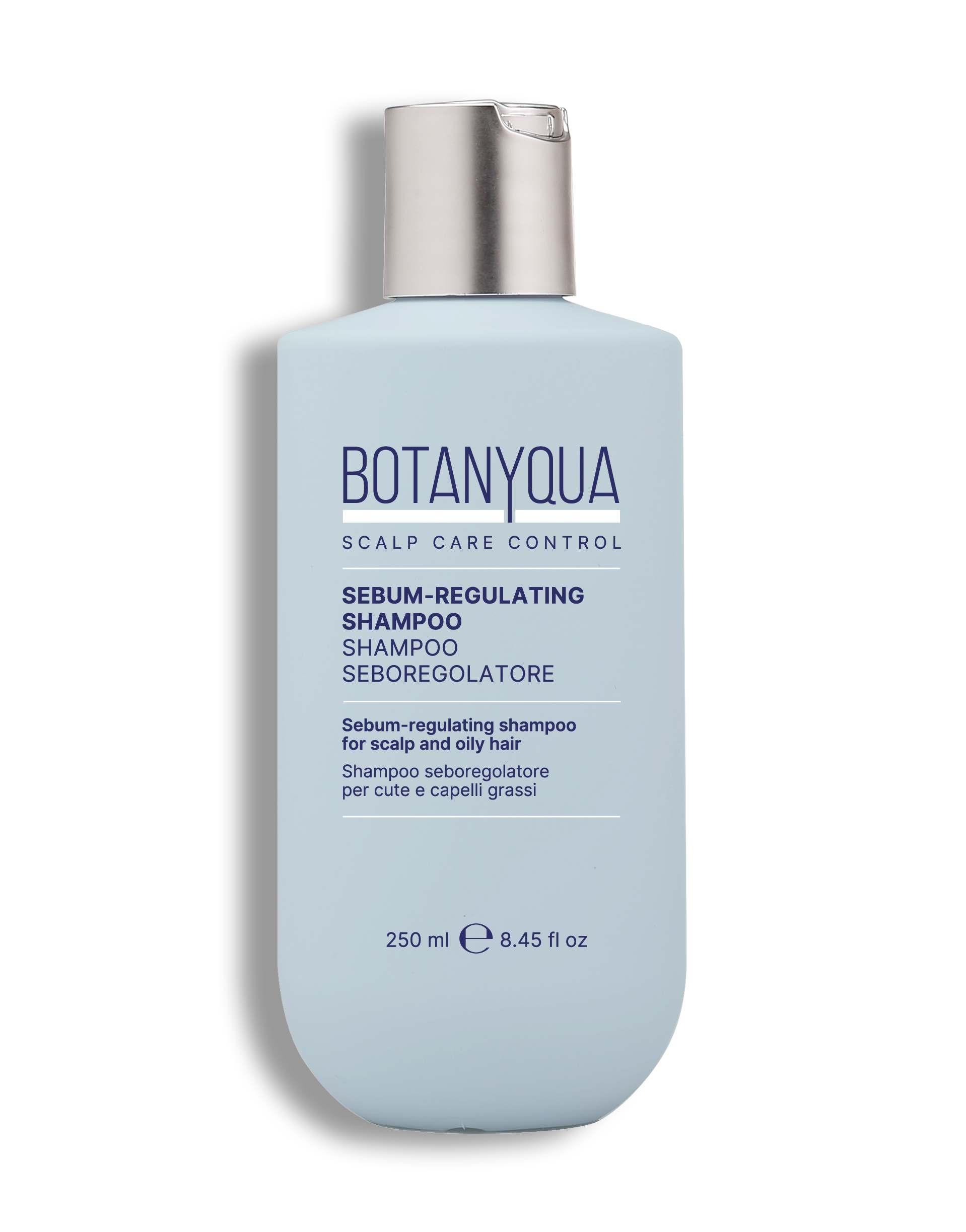 Flacone azzurro chiaro di shampoo sebo-regolatore Botanyqua con tappo argentato su sfondo bianco.