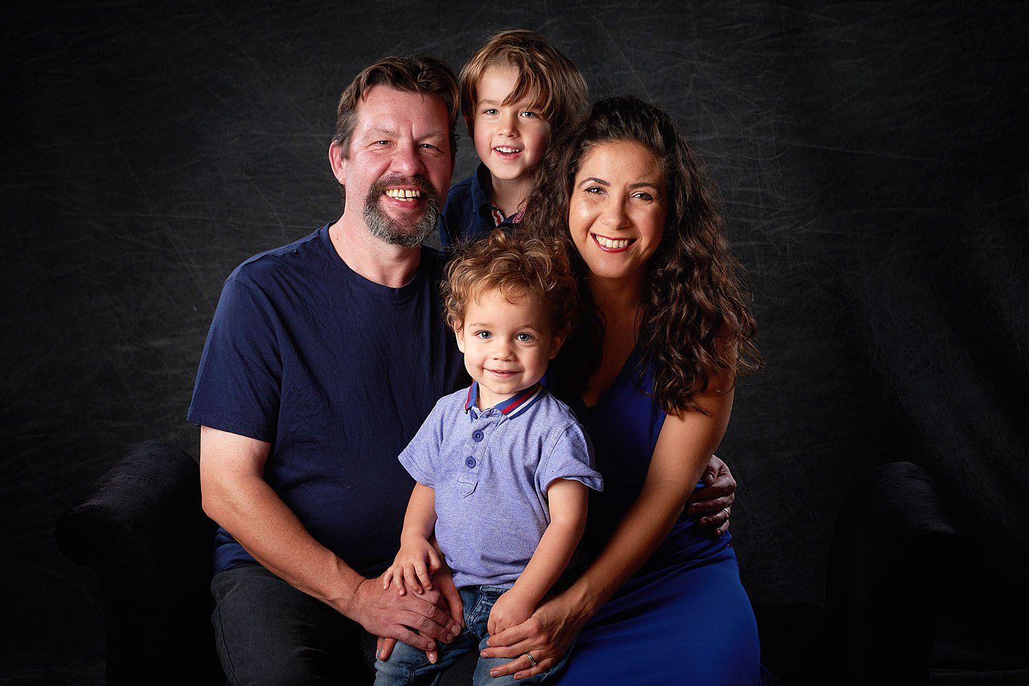 Family portrait session at Oakley Studios — relaxed and natural photography, Luton