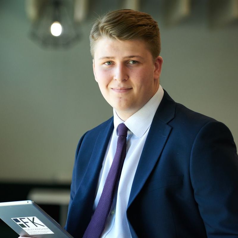 Foxley Kingham staff member — corporate headshot by Oakley Studios, Luton and Dunstable border