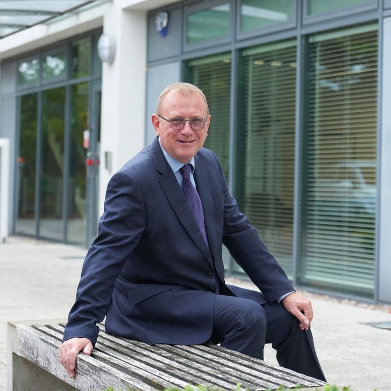 Foxley Kingham Director headshot by Oakley Studios — corporate team photography in Luton, Bedfordshire