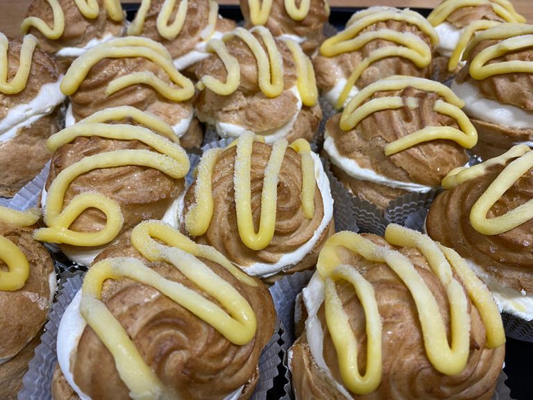 Lemon Cream Puff
