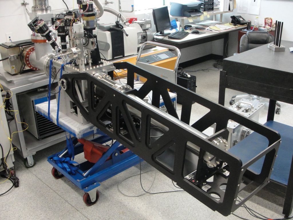 qRIXS spectrometer UHV chamber - 2.5-foot aluminum chamber with 6-foot detector arm in carbon fiber support structure.