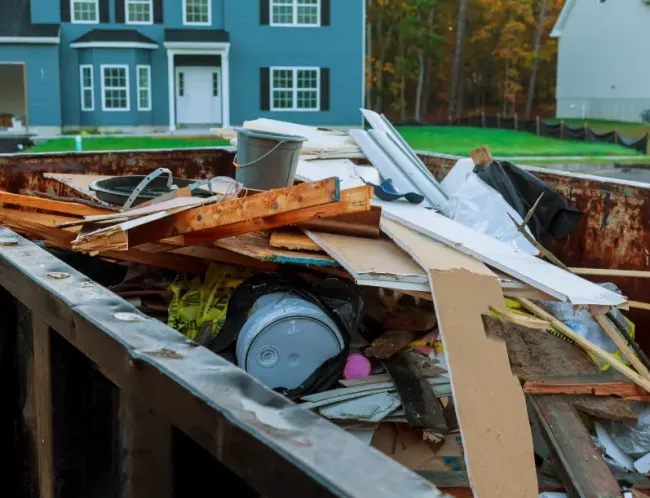 junk hauling and removal in indianapolis in