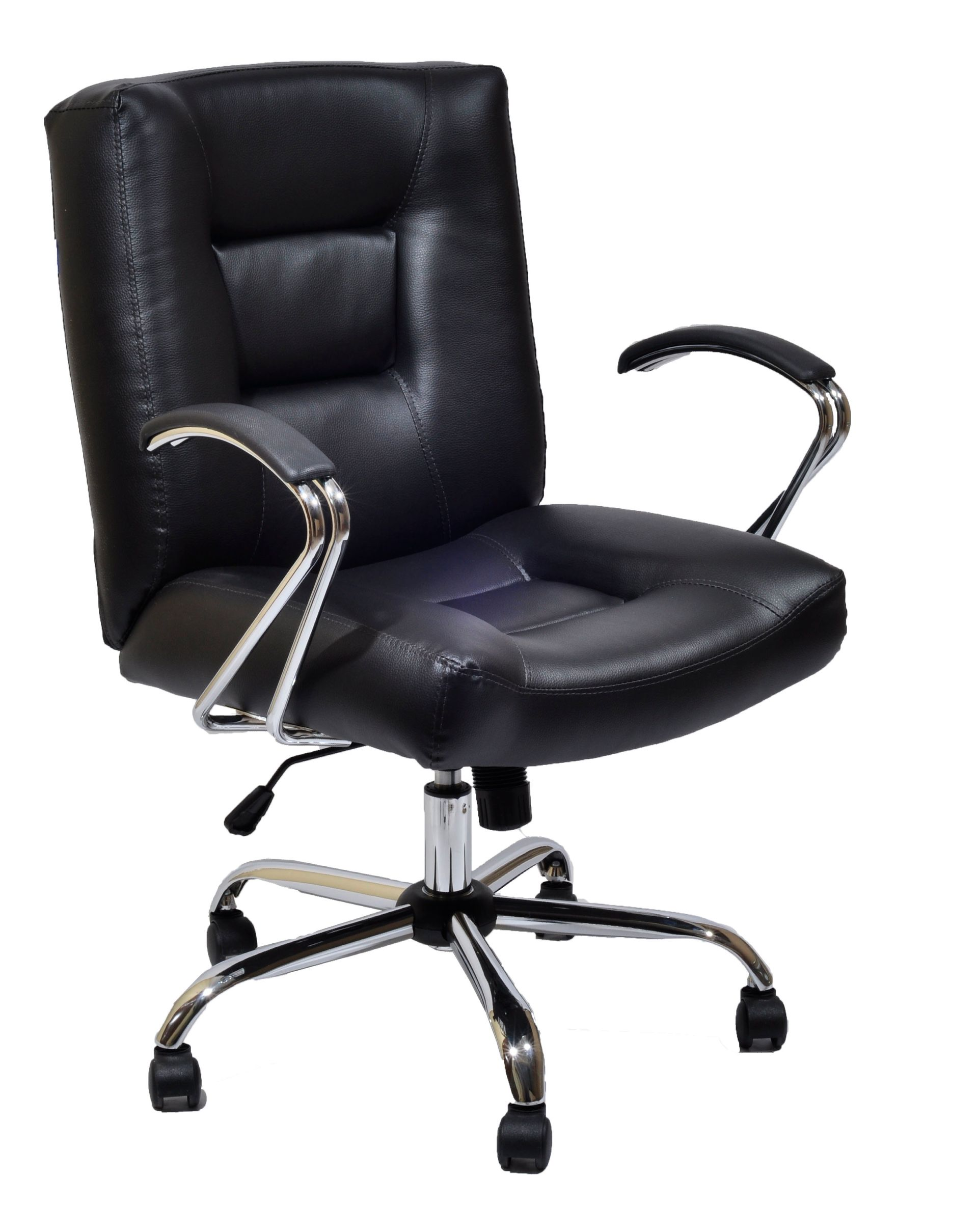 Cadeira-Giratória-Diretor-Para-Advogado-Assento-E-Encosto-Robusto-Revestimento-Impermeável-Na-Cor-Preta-Apoio-De-Braço-Fixo-Modelo-Premium-Cromado-E-Apoio-Emborrachado-Estrutura-Da-Cadeira-Cromada-Suporta-Até-120-kg