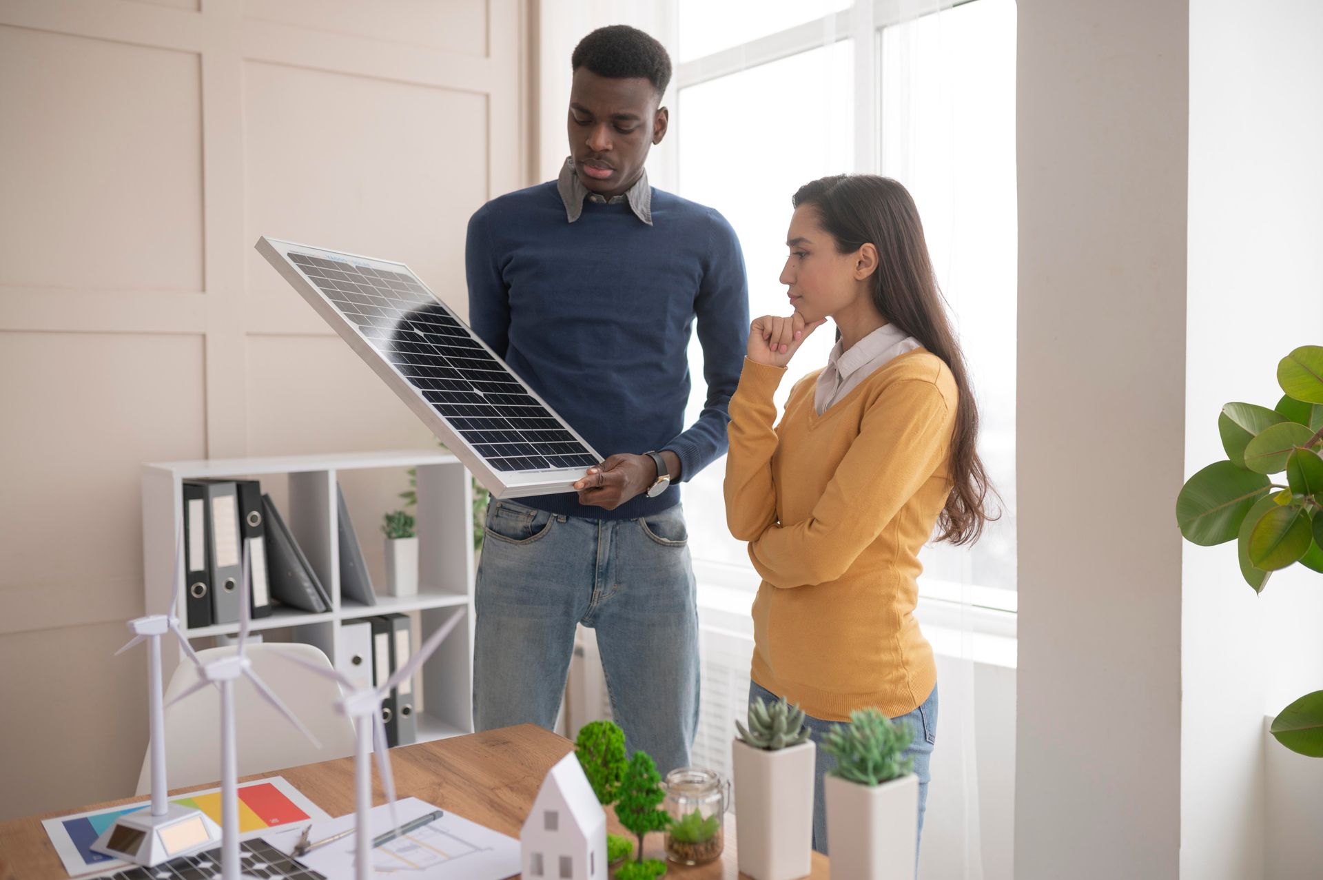 ¿Cómo elegir el sistema de paneles solares en Bogotá?