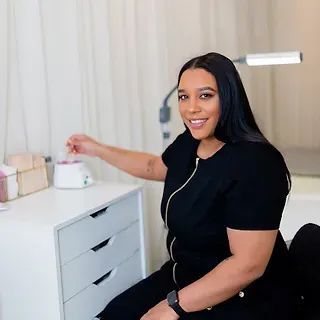 Brow Artist