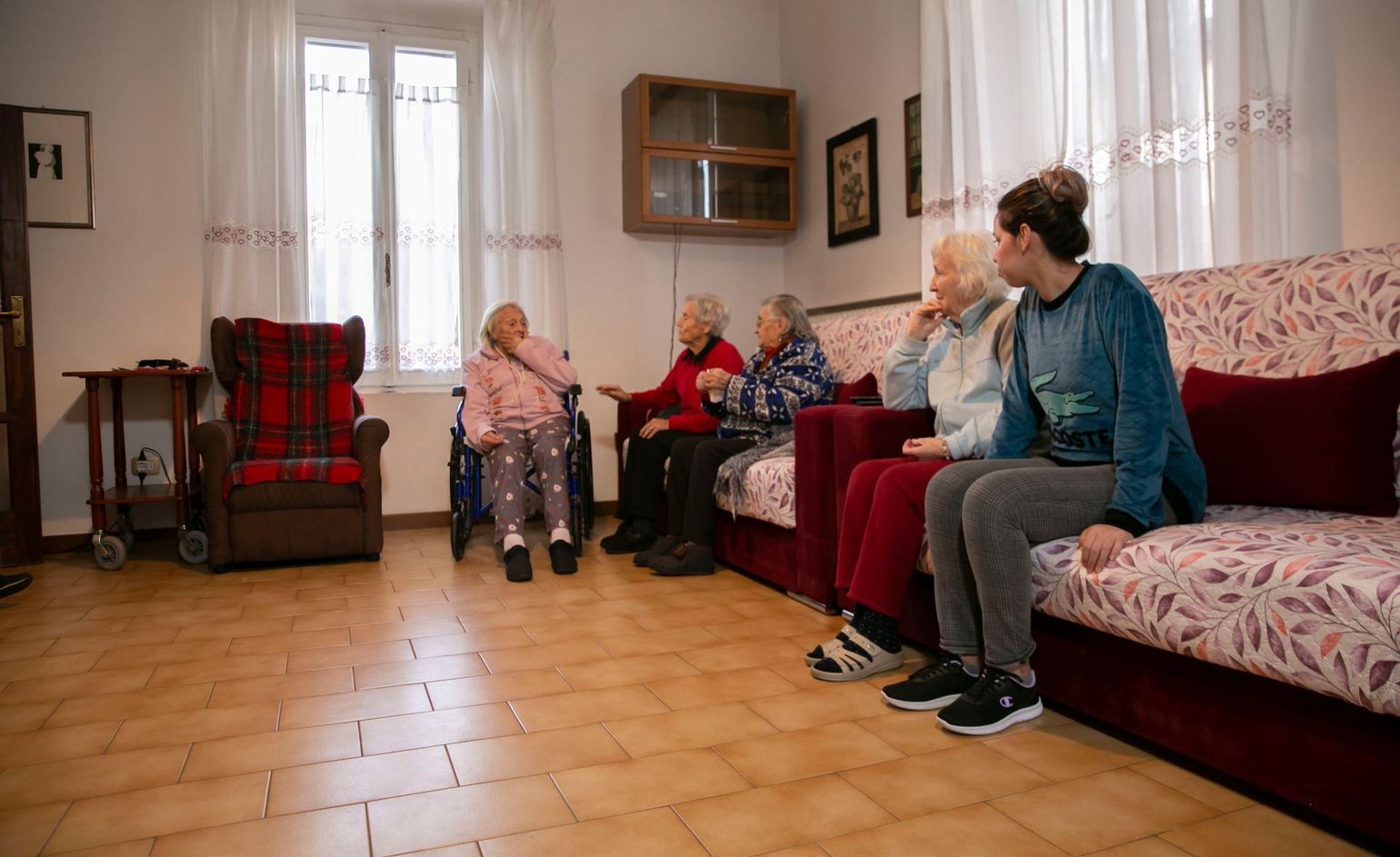 Struttura per anziani con montascale