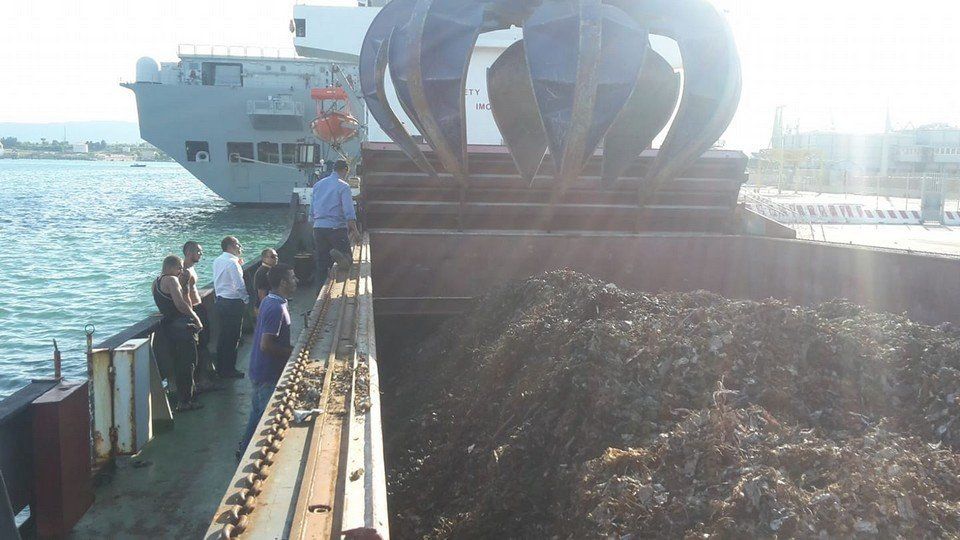 recupero metalli ferrosi al porto