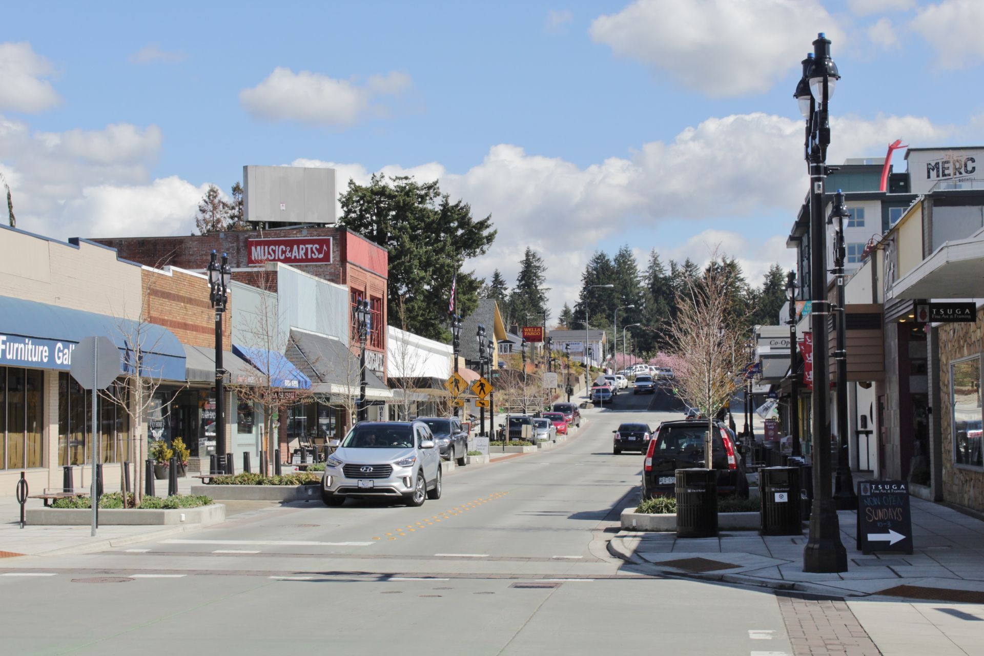 A city street with a sign that says plug on it