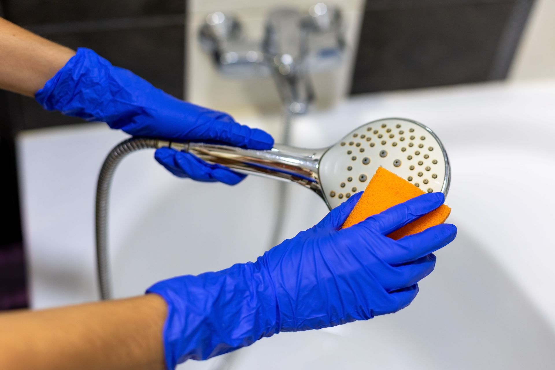 Remove Hard Water Stains From Bathroom Fixtures