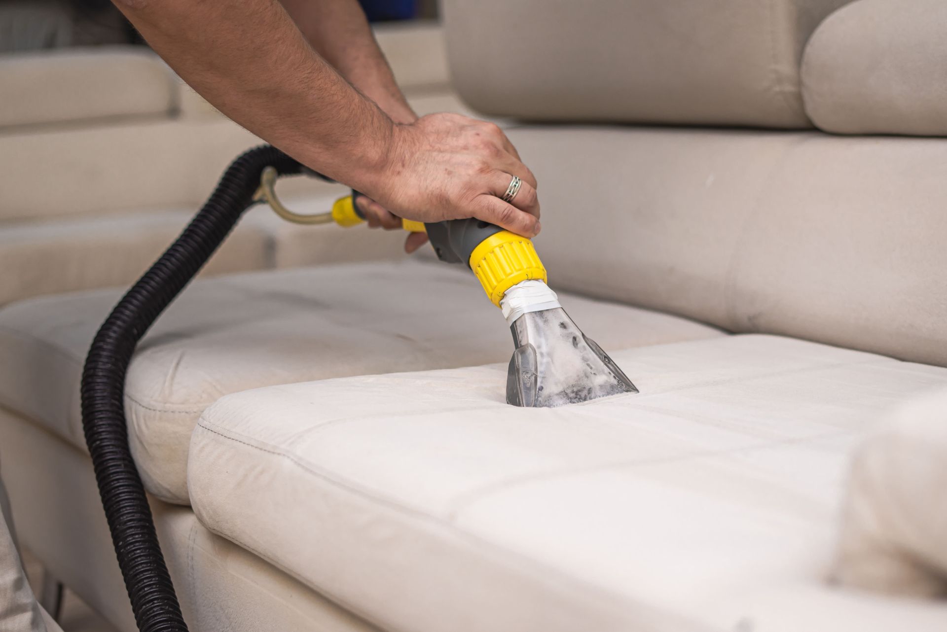 Upholstery Cleaner vs Steam Cleaner