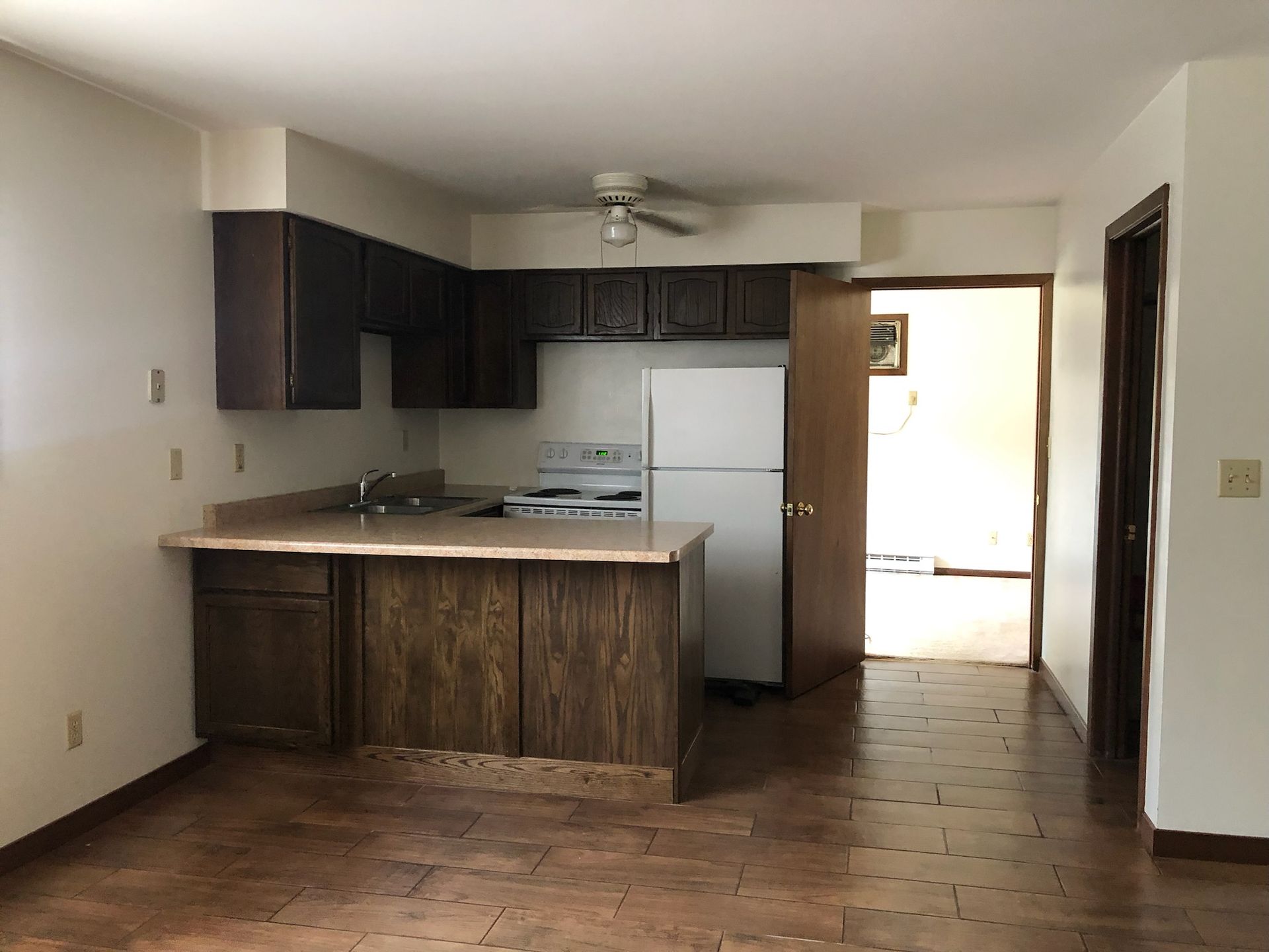 Home Halverson Apartments DeKalb IL