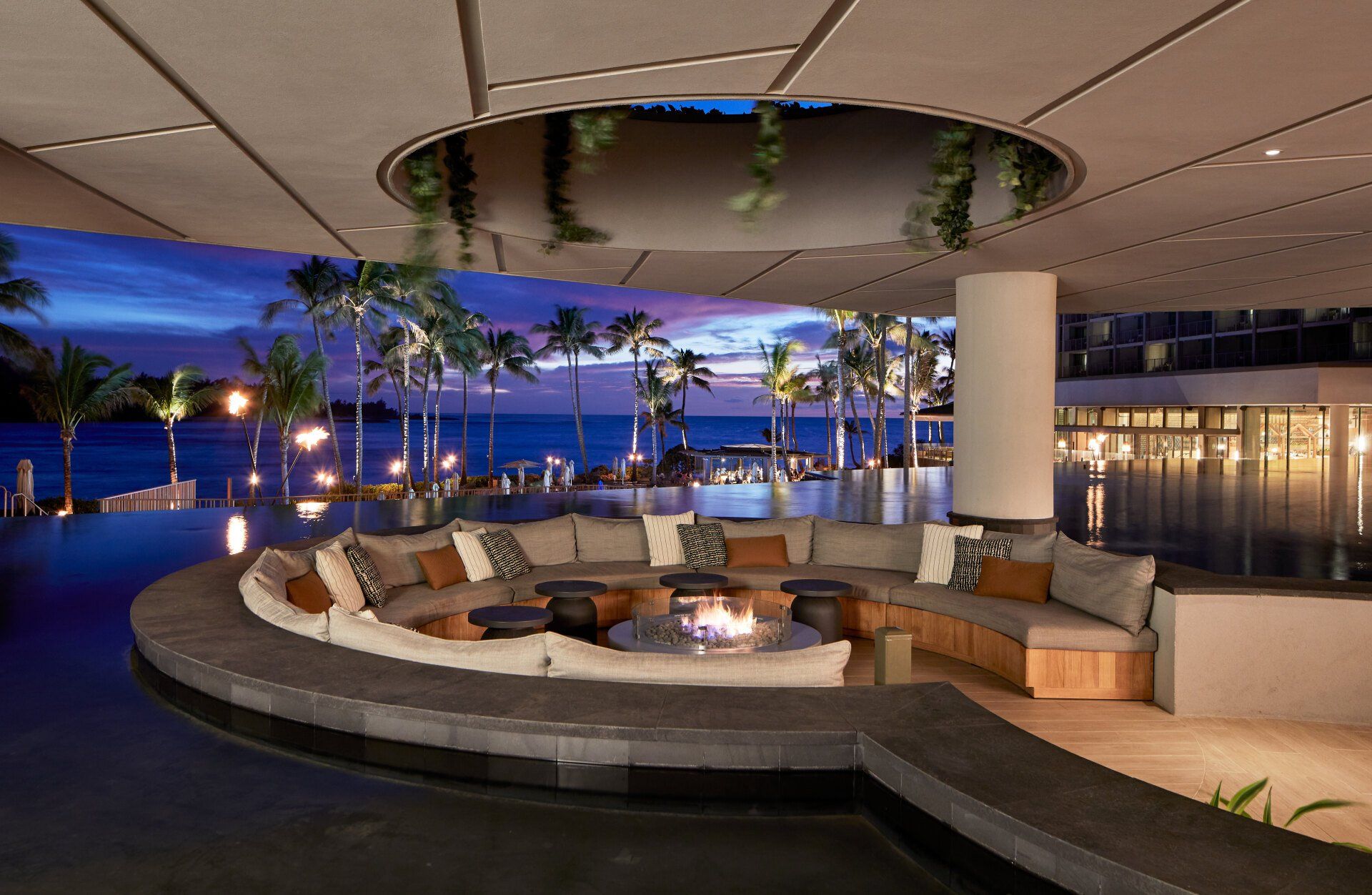 Oculus at Night - Oahu HI - Pacific AquaScapes
