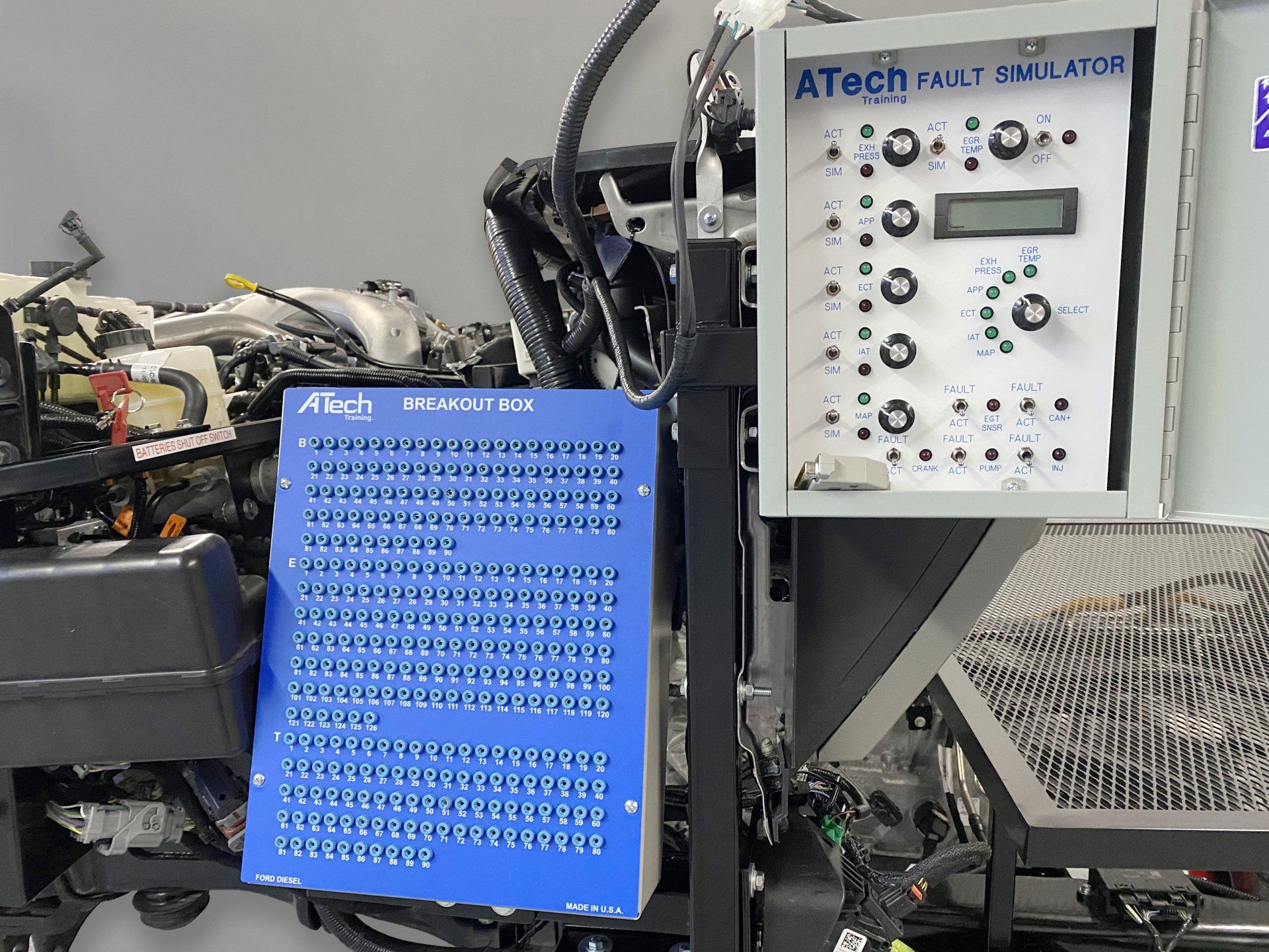 A box that says ' atech fast simulator ' on it