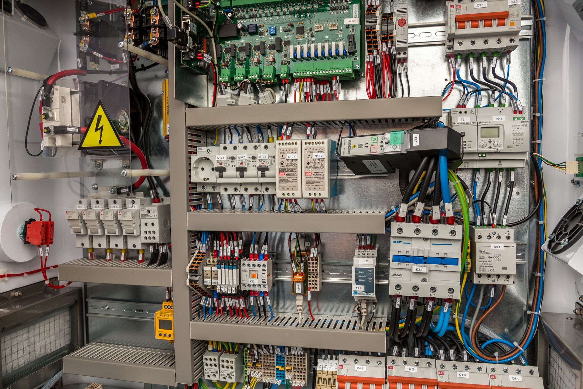 Newly installed electrical system for a commercial electrical services project.
