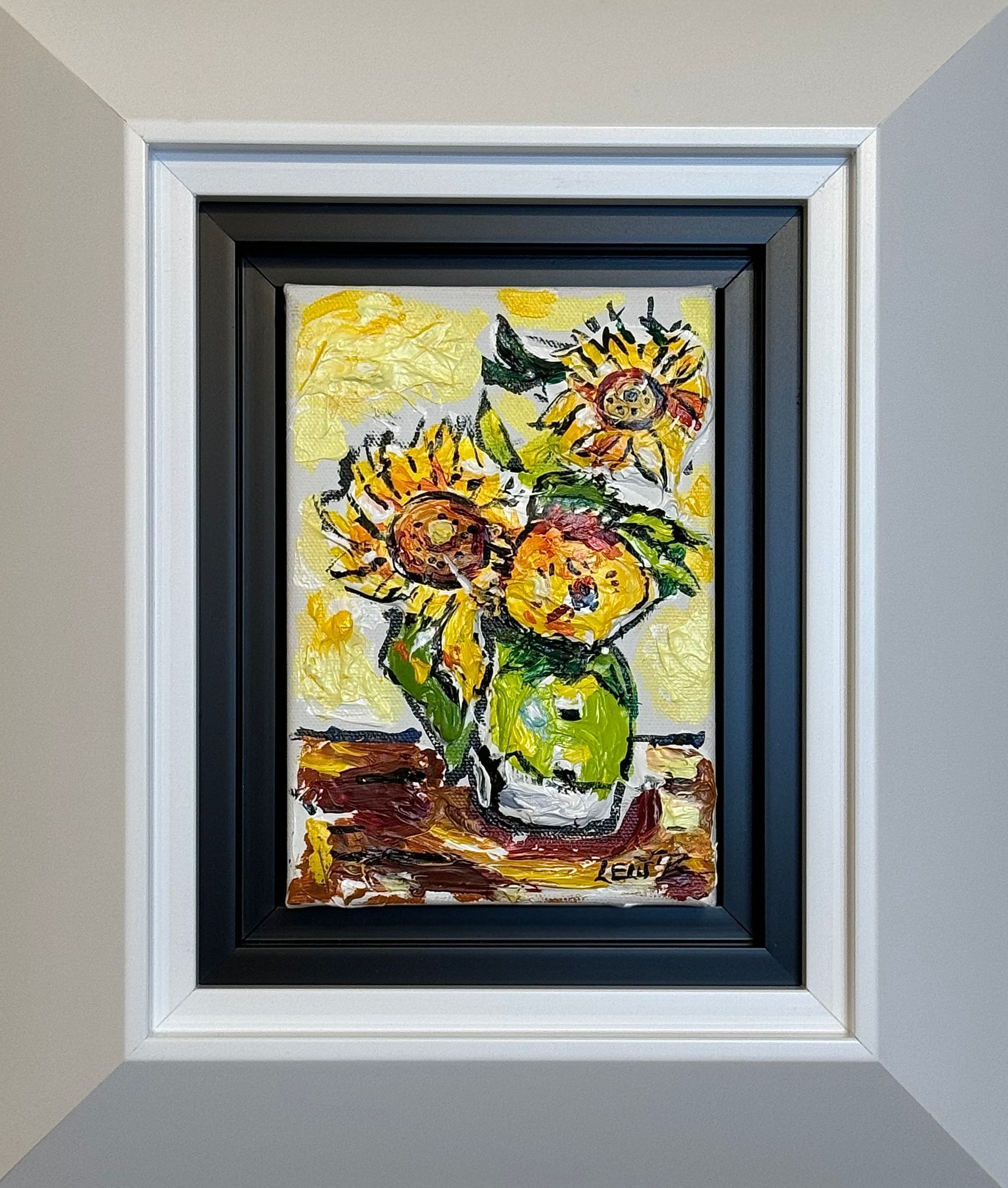 Lew - Mini Sunflowers - Ode to Van