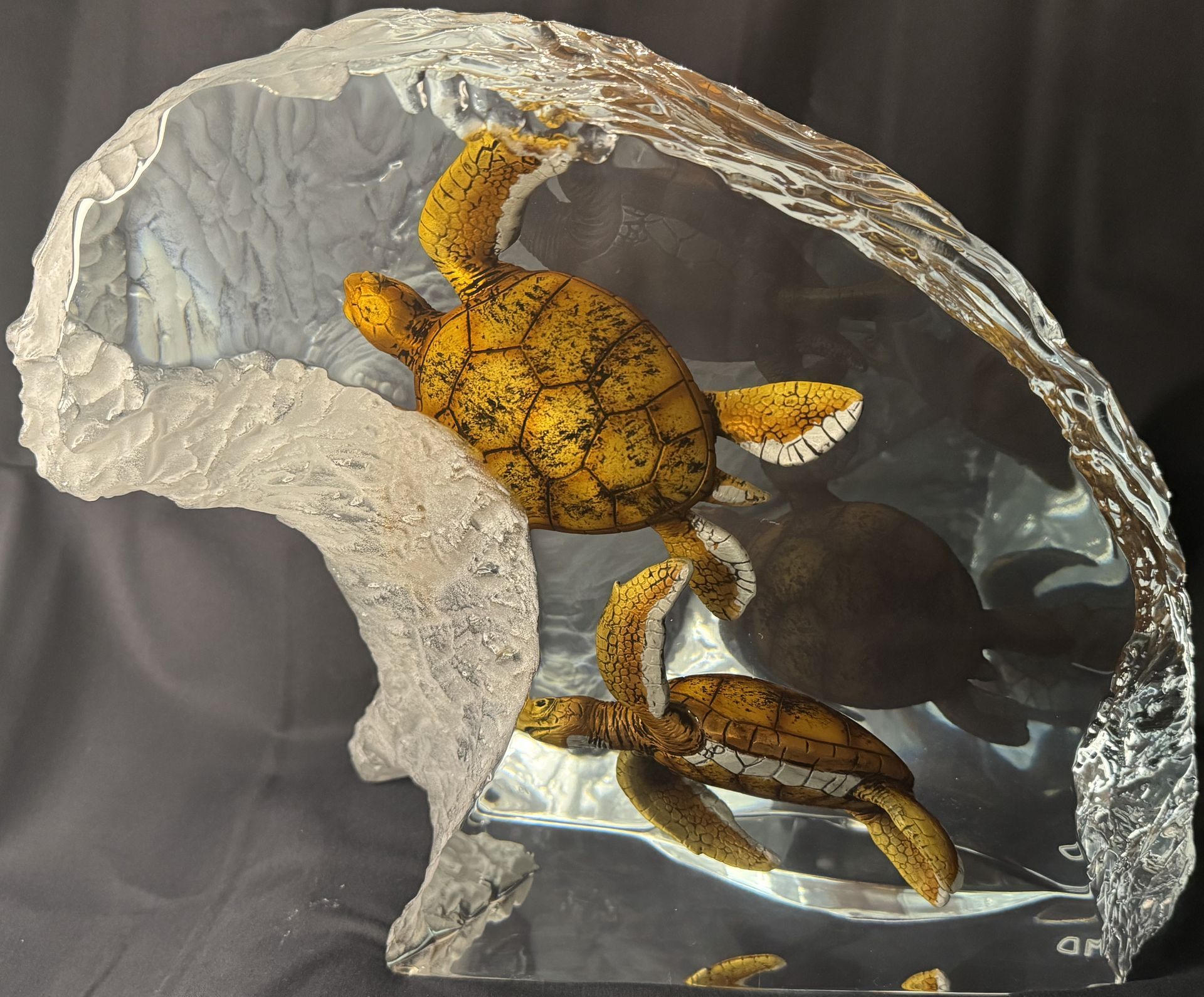 Wyland - Lucite Sea Turtle Reflection