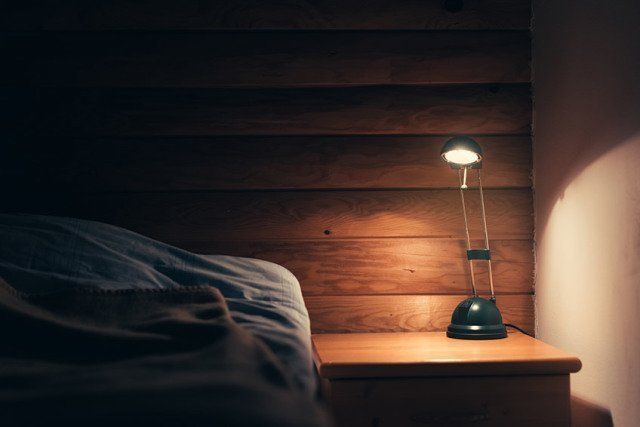 8 Rustic-Inspired Custom Table Lamps For Your Country Cabin