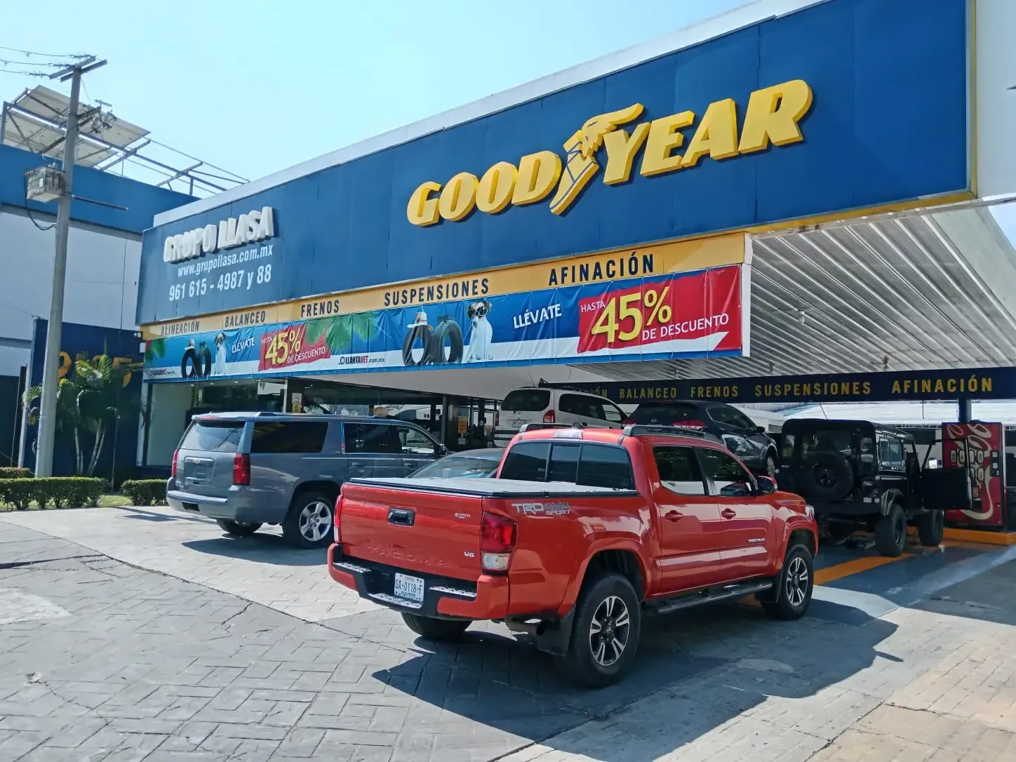 Fachada de nuestra sucursal de Llantas Nuevas en Tuxtla Gutierrez