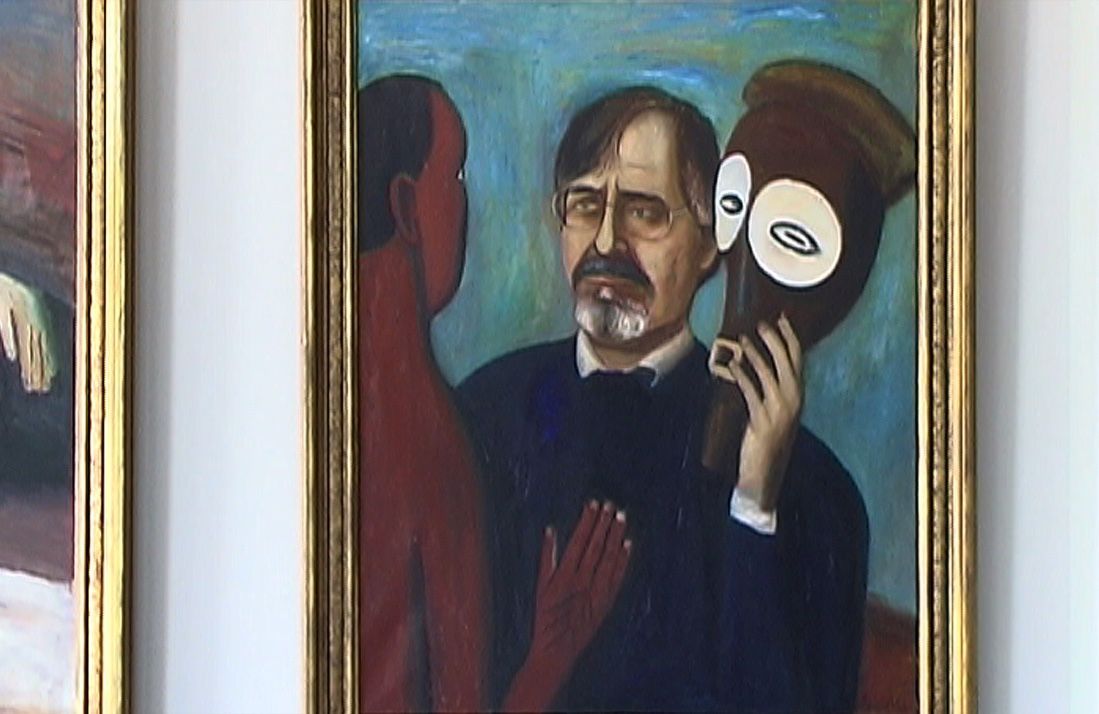 Schilderij van een man met een masker naast een figuur in een rode mantel op een blauwe achtergrond.