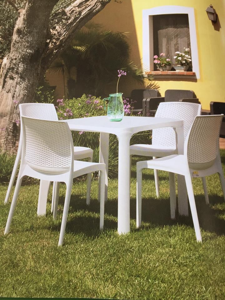 noleggio tavolini