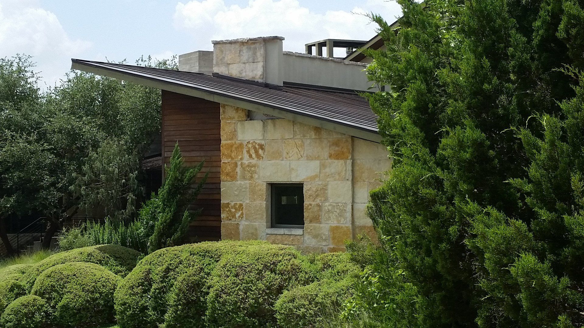 Standing Seam Metal Roof by Austin Roofing and Construction 512-629-4949