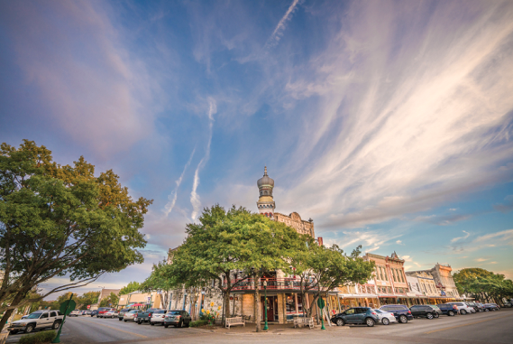 Georgetown, Texas Roofing Contractors Austin Roofing and Construction 512-629-4949