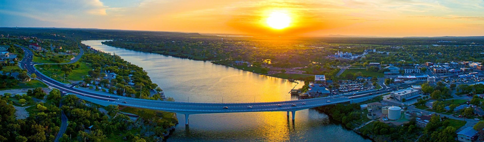 Marble Falls Roofing Services.  Roof Replacements & Roof Repairs by Austin Roofing and Construction 512-629-4949