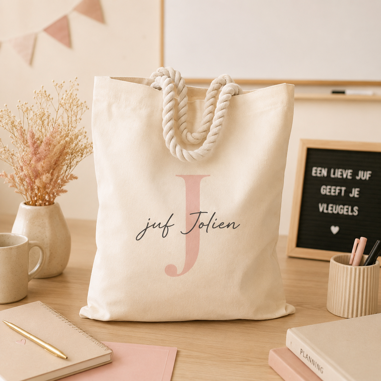 Tote bag personaliseren met naam of tekst, leuk om jezelf of iemand cadeau te doen