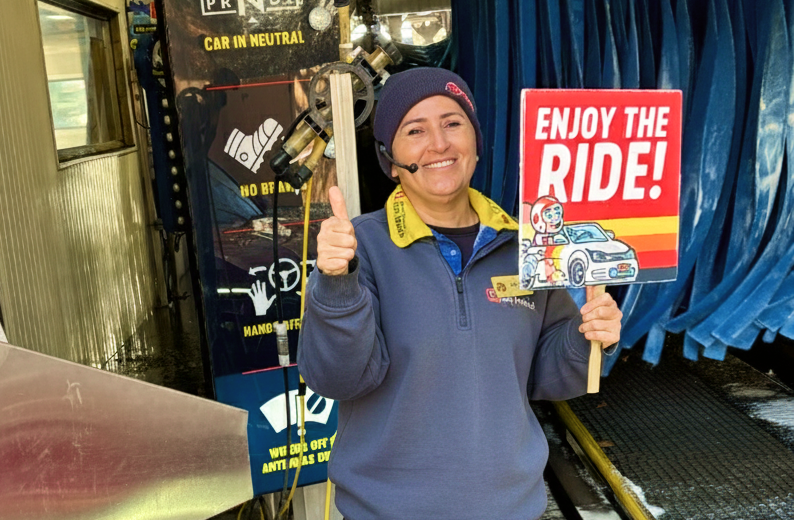 Russell Speeder's Car Wash employee image