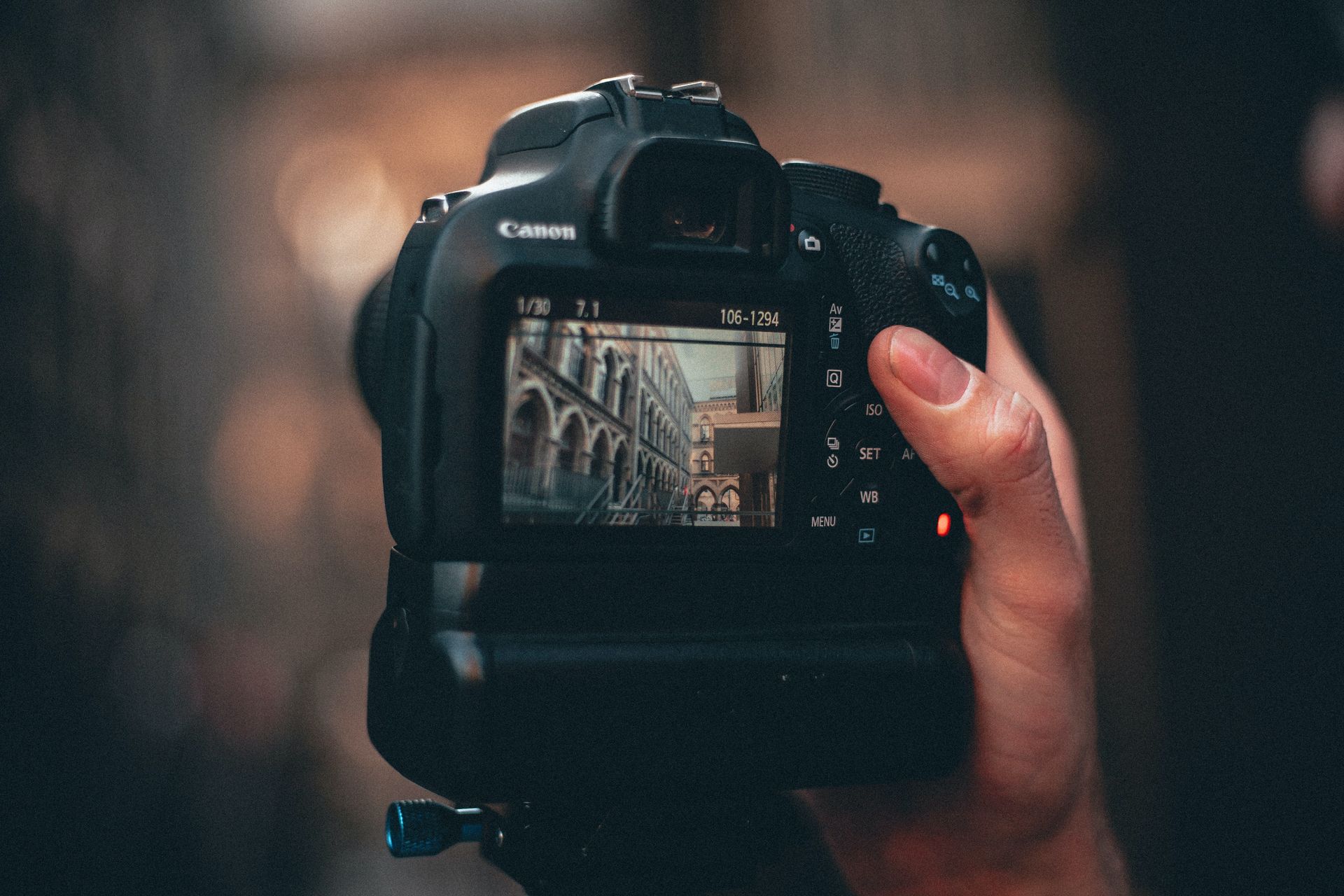 Understanding your New Digital SLR/Mirrorless Camera