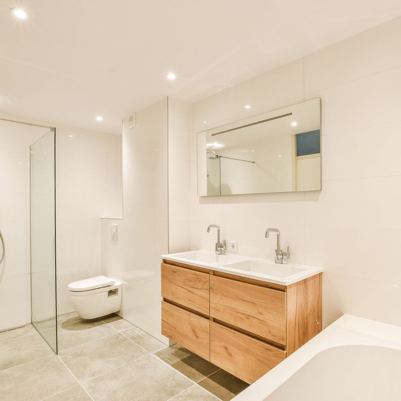 Modern kitchen remodelling