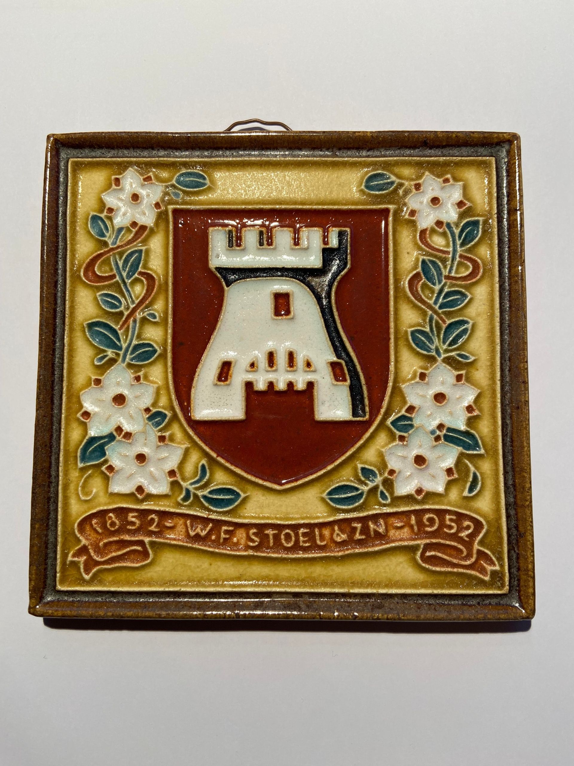 PFtegel Porceleyne Fles Delft Cloisonne W.F. Stoel en Zn.