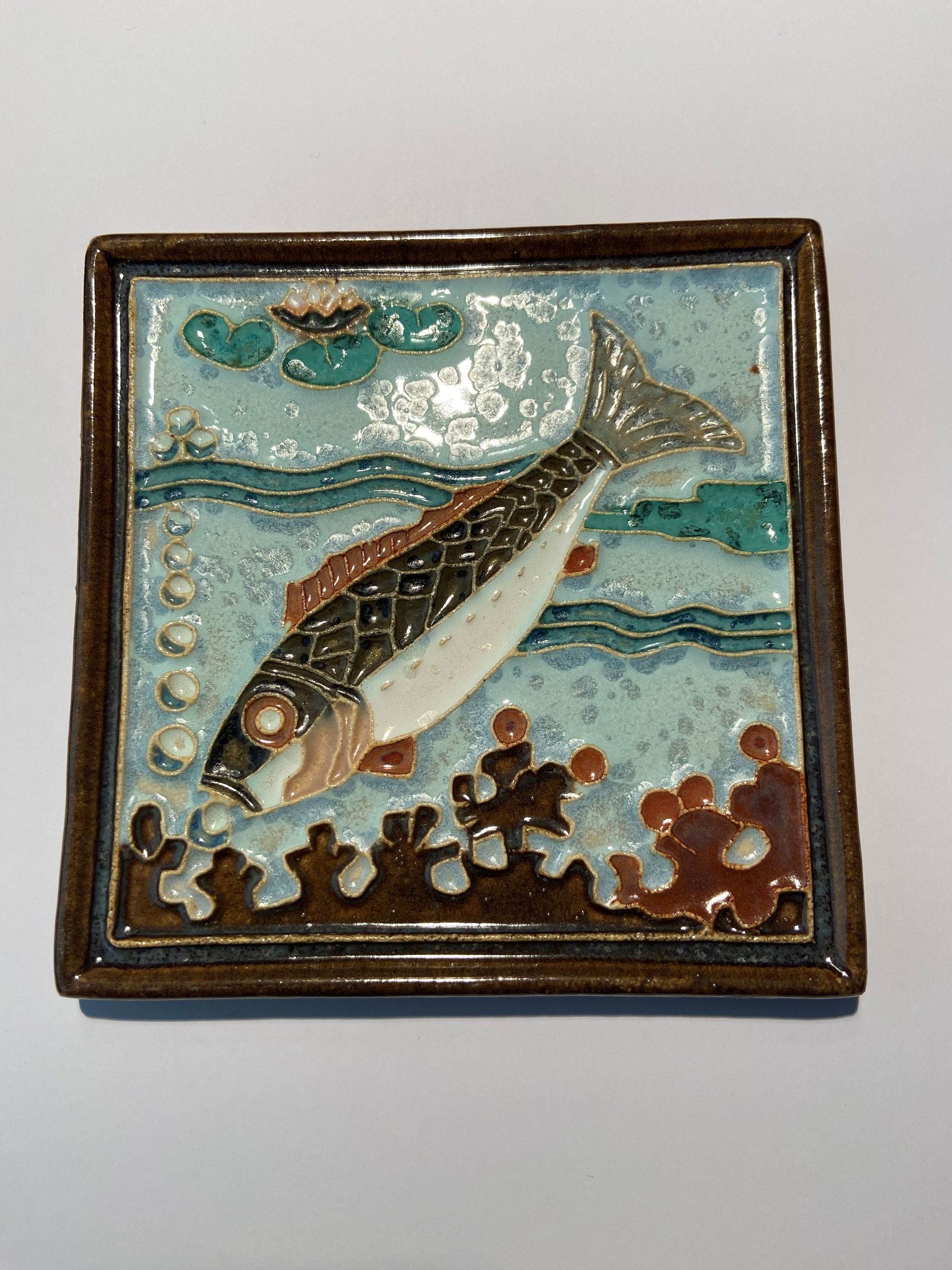 PFtegel Porceleyne Fles Delft Cloisonne tegel vis stekelbaars.