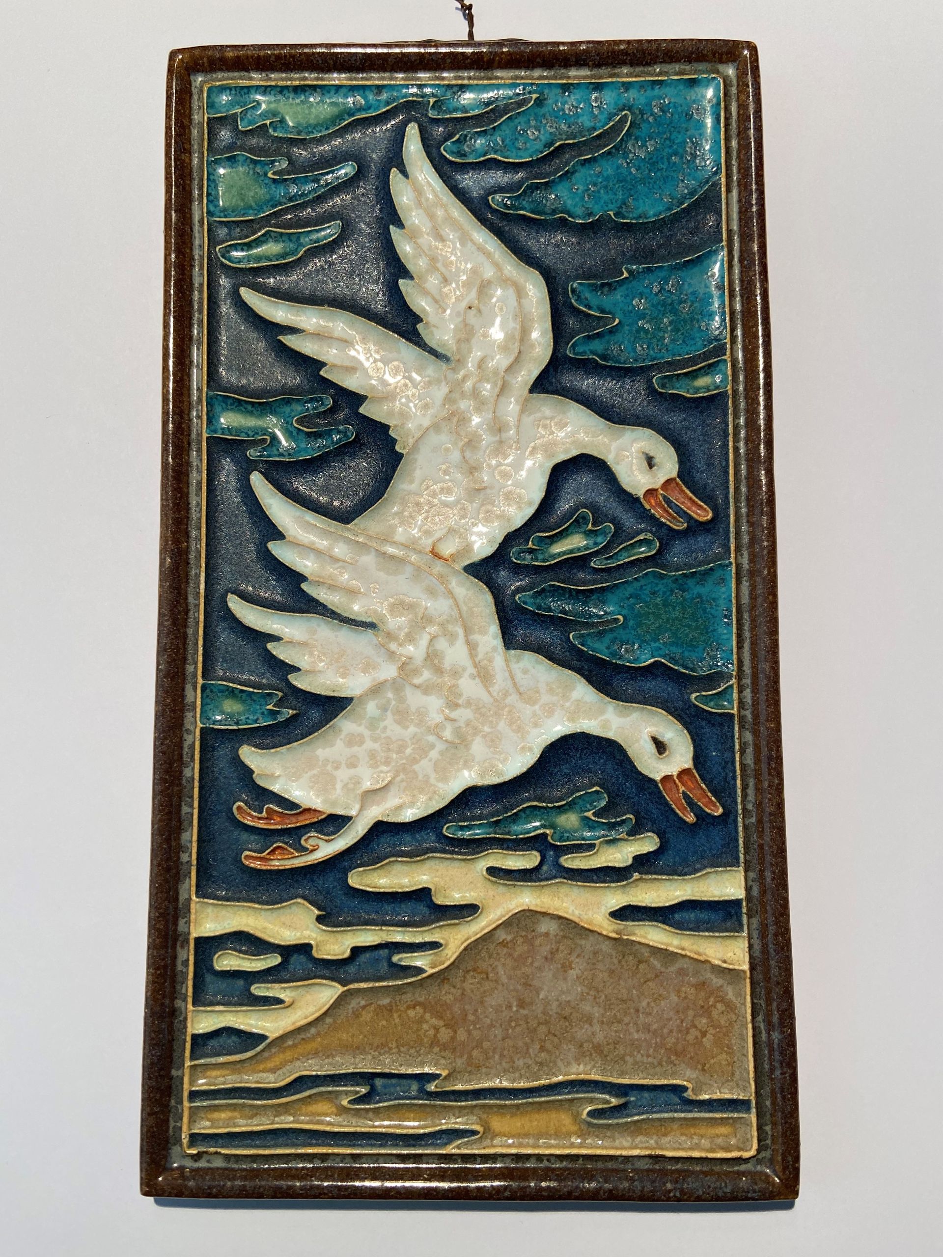 PFtegel Porceleyne Fles Delft Cloisonne tegel serie dieren groot vliegende ganzen.