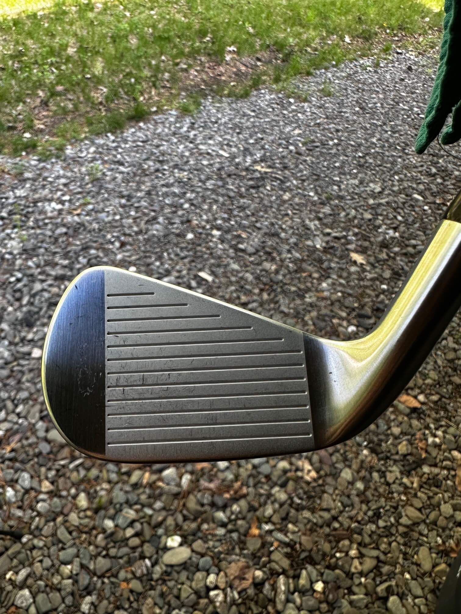 clean golf club