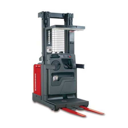 RAYMOND 5500 ORDER PICKER