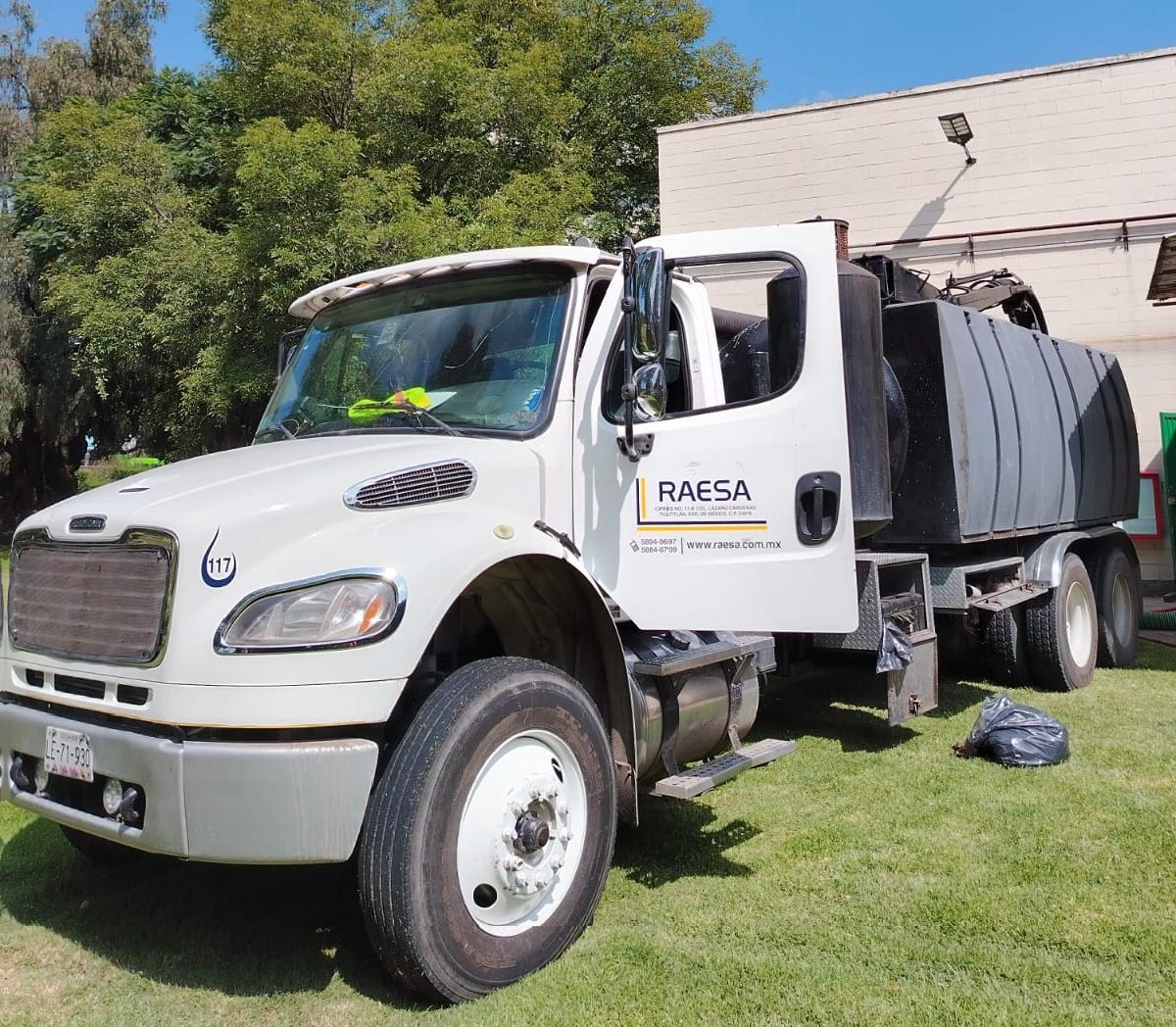 Camion vactor RAESA para desazolve industrial en CDMX