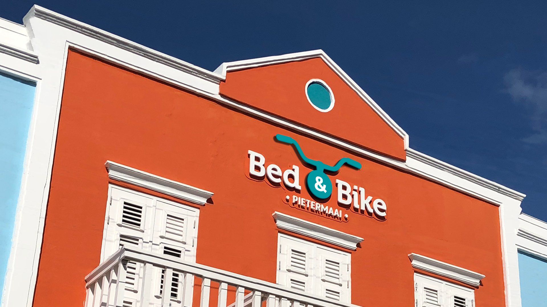 Bed & Bike Curaçao exterior signage