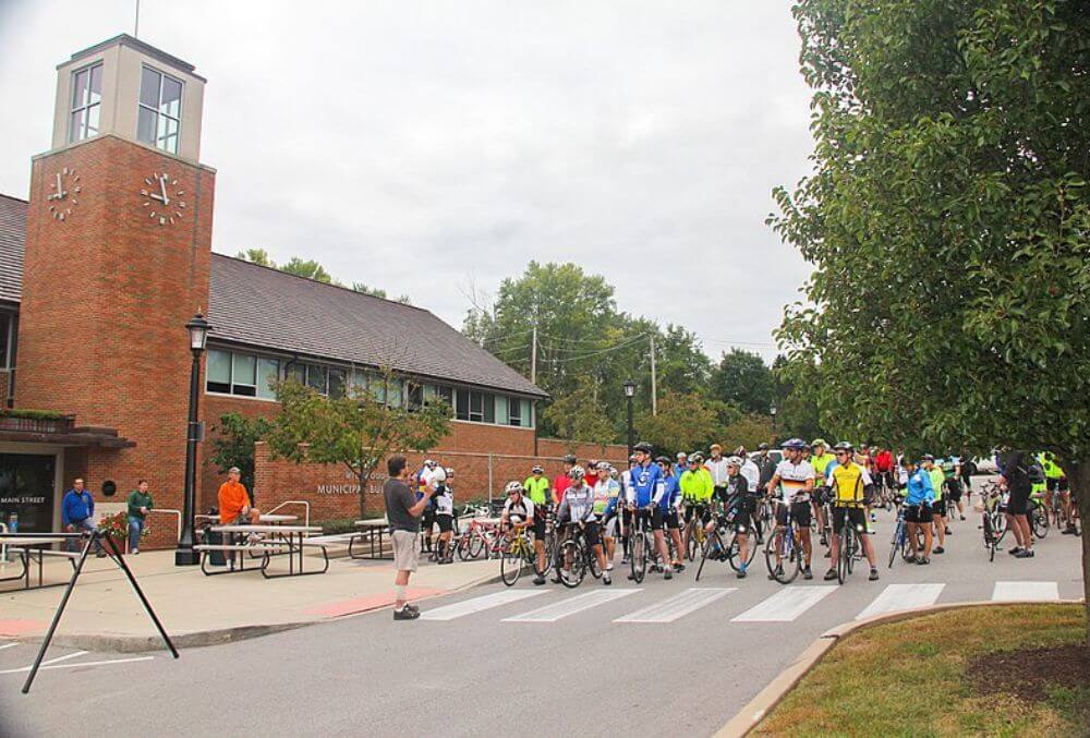 Bicycle event at Wildwood Municipal Building, October 2016
