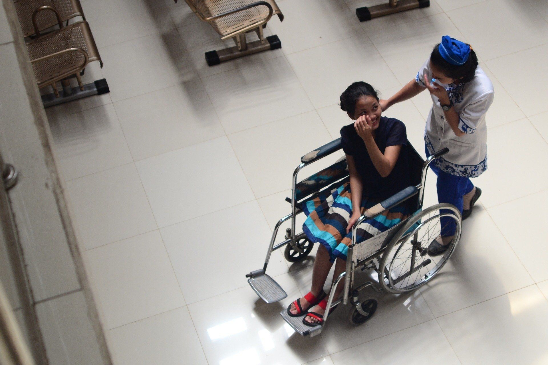Patient Moving and Handling HSE course Patient Moving and Handling HSE course