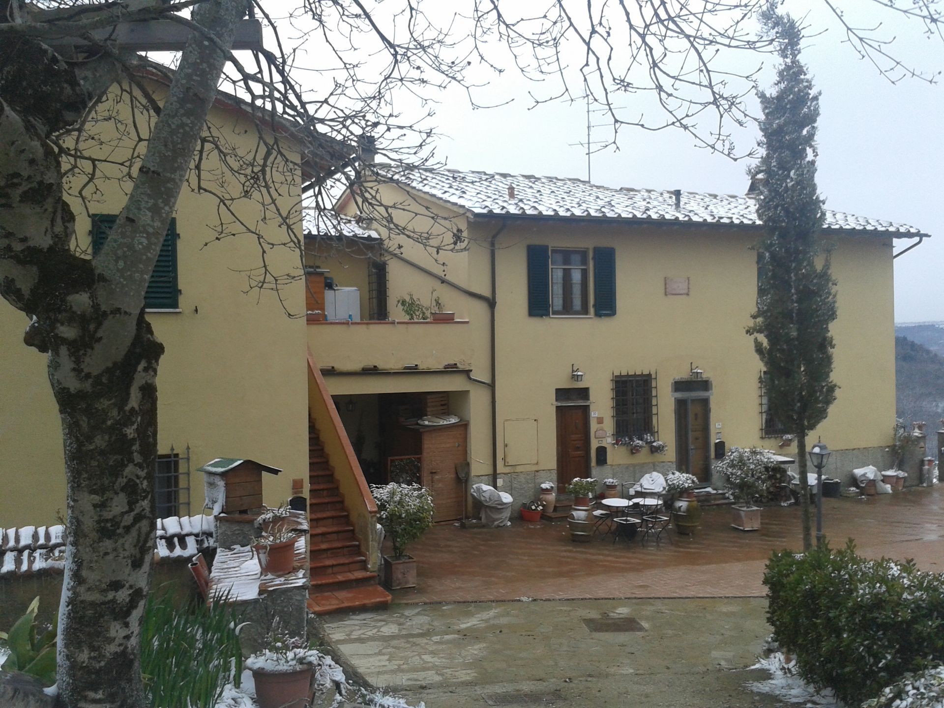 Podere San Pierino in inverno con la neve