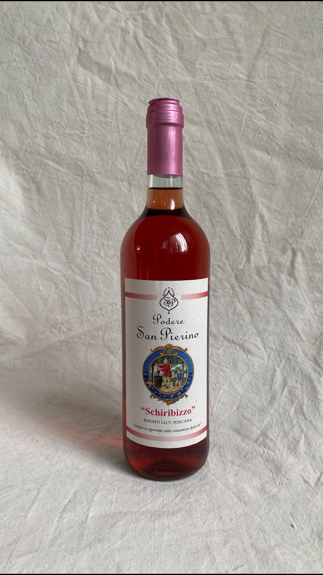 Bottiglia di vino rosso I.G.T. Toscana Magolo